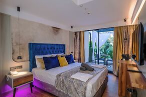 Ada Port Hotel - Adults Only