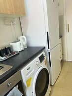 Birmingham Blissful Retreat - 4 Bedroom