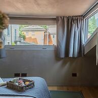 Rebecca Suite Nearby Urio s Castle