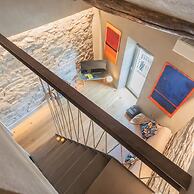 Rebecca Suite Nearby Urio s Castle