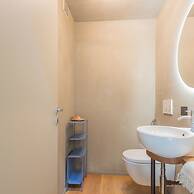 Rebecca Suite Nearby Urio s Castle