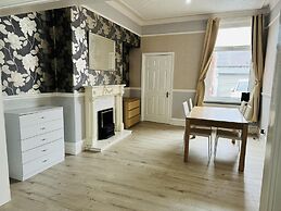 Entire 4-bed House in Sunderland