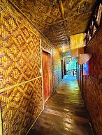 Playa Del Fuego Beach Hostel and Resort