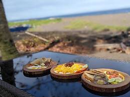 Playa Del Fuego Beach Hostel and Resort