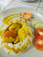 Playa Del Fuego Beach Hostel and Resort