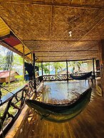 Playa Del Fuego Beach Hostel and Resort