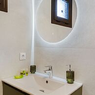 Merelia Aurora Apartments