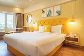 Bloom Hub WEH Andheri