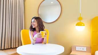 Bloom Hub WEH Andheri