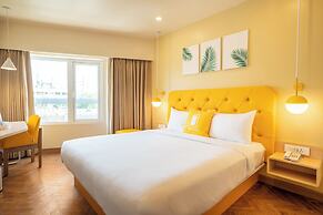 Bloom Hub WEH Andheri