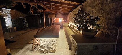 Manos Luxury Apartments