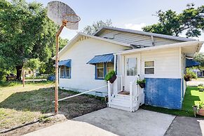 19 Mi to Disney World: Bright Haines City Getaway!