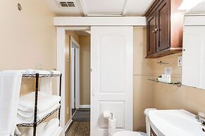 19 Mi to Disney World: Bright Haines City Getaway!