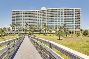 Pool & Beach Access: Oceanfront Galveston Condo