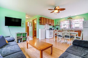 Kayak & Fish: 1 Block to Lakeside Park & Ramp!