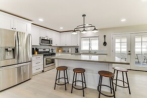 Updated Sun Lakes Home w/ Grill < 1 Mi to Golf