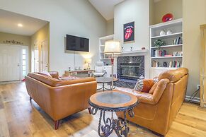 Wilmington Home w/ Sunroom & Private Deck!