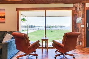 Ice Fishing On-site: Waterfront Nekoosa Home!