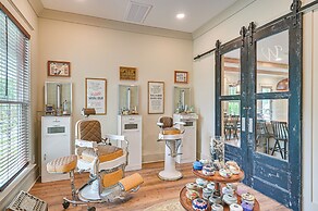 Idyllic Belmont Home < 1 Mi to Historic District!