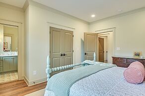 Idyllic Belmont Home < 1 Mi to Historic District!