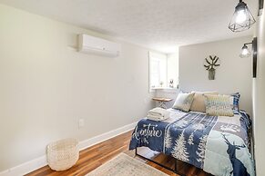 Riverfront Shenandoah Getaway w/ Kayaks & Tubes!