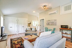 Riverfront Shenandoah Getaway w/ Kayaks & Tubes!