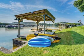 Kingsport 'boone Lake Hideaway' w/ Deck & Views!