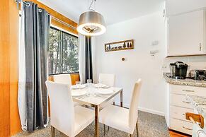Sunny Kings Beach Retreat ~ 1 Mi to Lake Tahoe