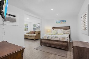 230 Palermo Cir 3 Bedroom Home by RedAwning