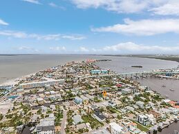 230 Palermo Cir 3 Bedroom Home by RedAwning