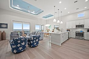 Papa's Boat House - 8214 Estero Blvd 4 Bedroom Home by RedAwning