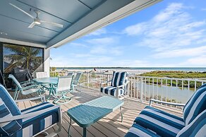 Papa's Boat House - 8214 Estero Blvd 4 Bedroom Home by RedAwning