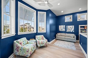 Papa's Boat House - 8214 Estero Blvd 4 Bedroom Home by RedAwning