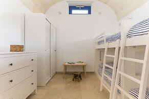 Casa Blue con piscina by Wonderful Italy