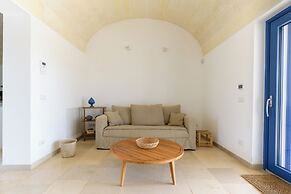 Casa Blue con piscina by Wonderful Italy