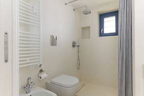 Casa Blue con piscina by Wonderful Italy