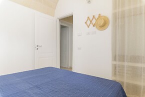 Casa Blue con piscina by Wonderful Italy