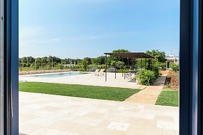 Casa Blue con piscina by Wonderful Italy