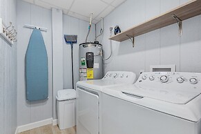 Amber Jack - 210 Ostego Dr 3 Bedroom Home by RedAwning