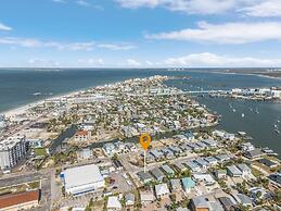 Amber Jack - 210 Ostego Dr 3 Bedroom Home by RedAwning