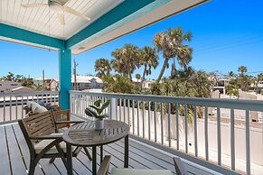 Inn-2-blue - 155 Jefferson St 3 Bedroom Home by RedAwning