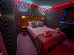 The Quayside Hotel and Bar