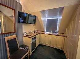 The Quayside Hotel and Bar