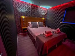 The Quayside Hotel and Bar