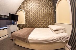 The Quayside Hotel and Bar