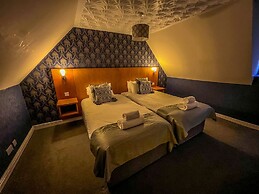 The Quayside Hotel and Bar