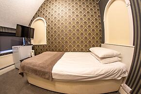 The Quayside Hotel and Bar