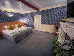 The Quayside Hotel and Bar