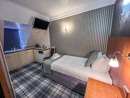 The Quayside Hotel and Bar