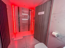 The Quayside Hotel and Bar